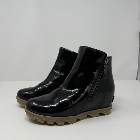 Sorel Boots Women's 5 Black Joan of Artic II Hidden Wedge Preppy Winter Gear - Picture 1 of 9